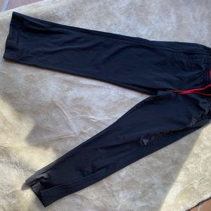 Adidas men’s basketball pants Size M